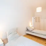 Silizium 3 Monteurwohnung Zentral アパート